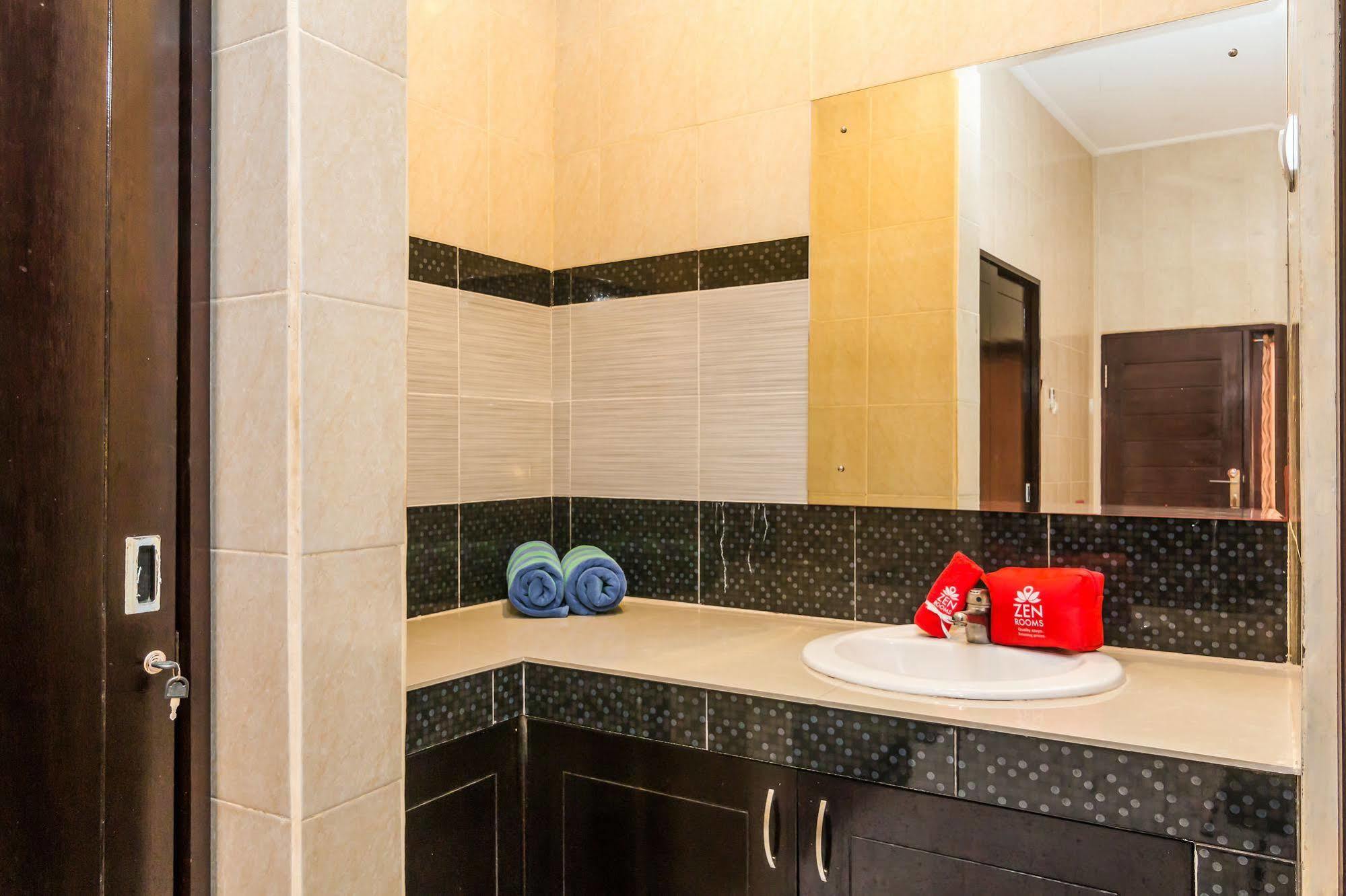 Denays House Otel Jimbaran Dış mekan fotoğraf